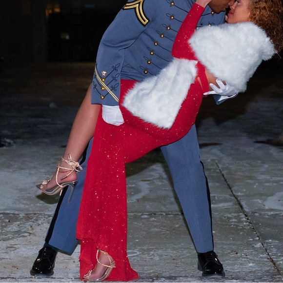 Windsor Red glitter dress - Picture 2 of 4